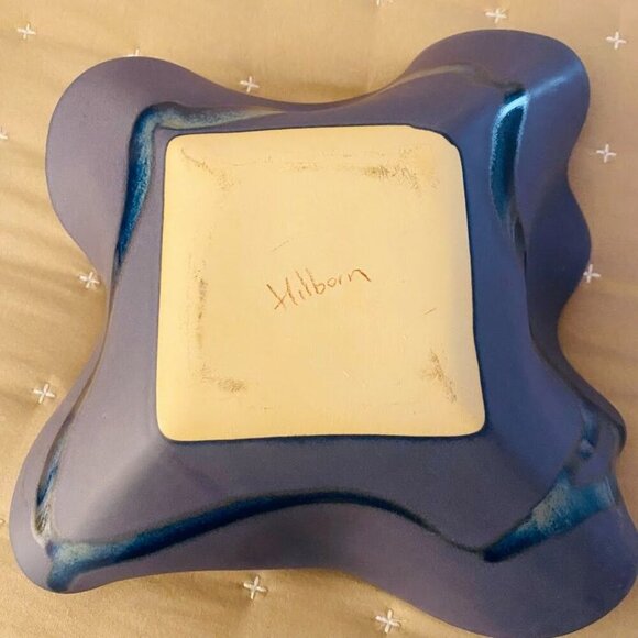Hilborn Pottery Canada Pinched Periwinkle Art Pottery Decorative Bowl - Picture 7 of 8